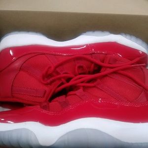 Meet your Posher, Brandy